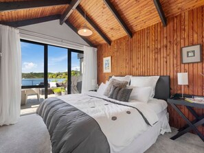 3 Schlafzimmer, Bügeleisen/Bügelbrett, Reisekinderbett, kostenloses WLAN