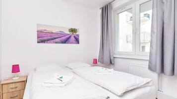 1 chambre, bureau, fer et planche Ă repasser, Wi-Fi