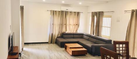 Living area | TV