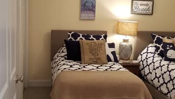 2 bedrooms, iron/ironing board, travel crib, free WiFi