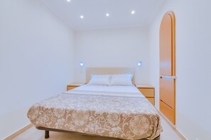 2 Schlafzimmer, Bügeleisen/Bügelbrett, kostenloses WLAN, Bettwäsche