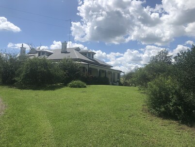 Relaxing Peaceful well equipped Farm stay