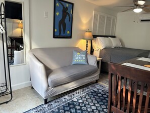 1 bedroom, WiFi, bed sheets