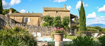 Le Mas de Marie, in Drôme Provençale, a 100% natural parenthesis