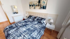 3 dormitorios, wifi gratis, ropa de cama