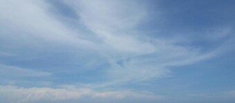 Sun shine guest house right on the beach