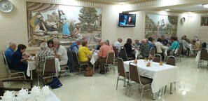 Bao gồm bữa sáng buffet hàng ngày 