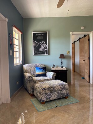 Älytelevisio, tietokoneen näyttö, tulostin