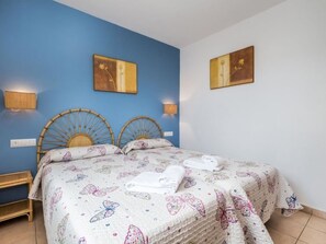 4 habitaciones, tabla de planchar con plancha y wifi gratis
