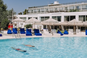 Outdoor pool, open 11:00 AM to 8:00 PM, pool umbrellas, sun loungers