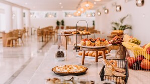 Restaurant - Brown Beach Evia Island, a member of Brown Hotels (Eretria)