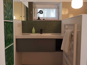 Unclassified image, 5 of 10, button - Vacation apartment 2, 45m², ( no pets) - Ferienwohnungen Susanne Hendus (Neustadt in Holstein)