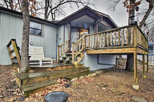 Rustic Stockton Lake Cabin Half Mile to Lake!