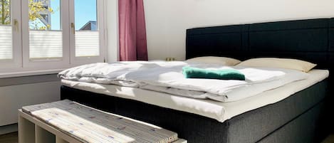 2 bedrooms, WiFi, bed sheets