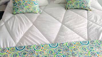 4 bedrooms, iron/ironing board, WiFi, bed sheets