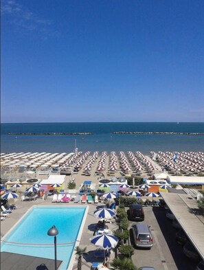 Suite junior, vista al mar | Vista desde la habitación