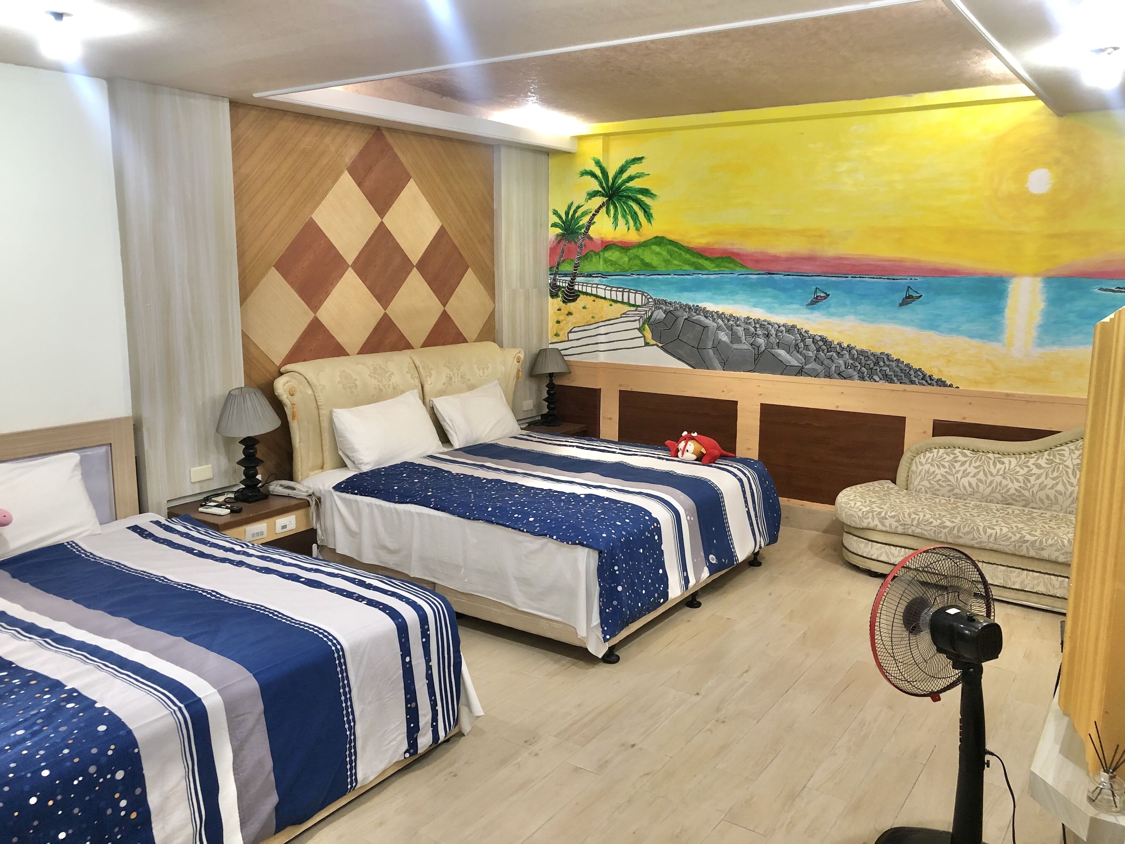 Family Quadruple Room (102) | Blackout drapes, free WiFi, bed sheets