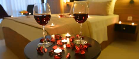 Dubbelrum | Sängtillbehör av högsta kvalitet, ljudisolering och strykjärn/strykbräda