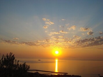 Depuis l'appartement, la vue sur le port de Bastia.