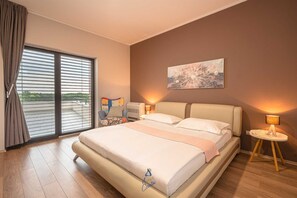 4 Schlafzimmer, Bügeleisen/Bügelbrett, WLAN, Bettwäsche