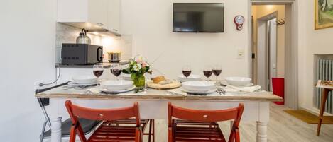 تناول الطعام