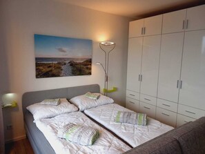 熨斗/熨衣板、免费 WiFi、床单