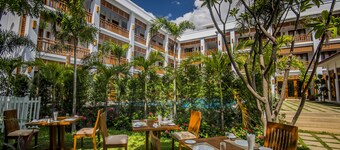 Golden View Hotel