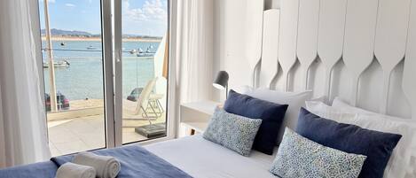 5 quartos, Wi-Fi de cortesia, roupa de cama