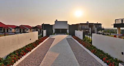 Gir Athiz Resort With Swimming Pool