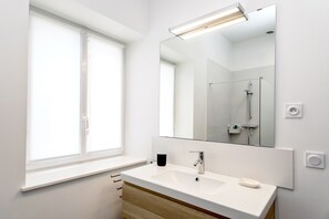 Dusche, Haartrockner