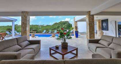 Large and luxuriously private villa in the coveted Terres Basses area of St. Mar