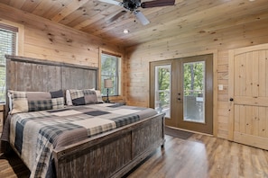 Cabin, 4 Bedrooms - Iron Mountain Lodge 4 Bedroom Cabin by RedAwning (Sevierville)