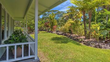 House, 3 Bedrooms | Property grounds