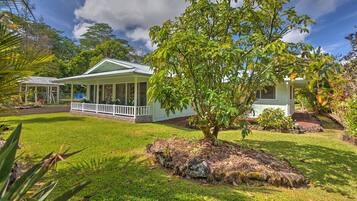 House, 3 Bedrooms | Property grounds