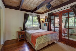 House, 1 Bedroom | 1 bedroom, cribs/infant beds, free WiFi