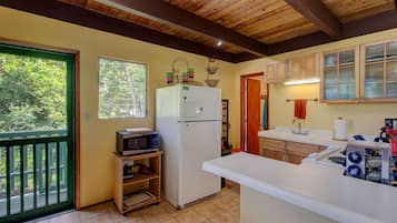 Rumah, 1 kamar tidur | Dapur pribadi | Lemari es, oven, mesin pembuat kopi/teh, dan pemanggang roti