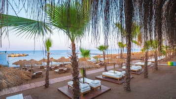 Free beach cabanas, sun loungers, beach umbrellas, beach towels