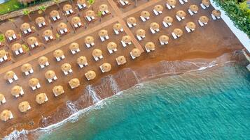 Free beach cabanas, sun loungers, beach umbrellas, beach towels