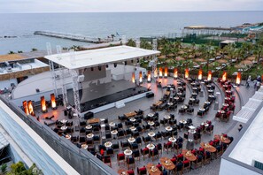 Outdoor banquet area - Rubi Platinum Sign (Alanya)