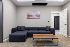 Suite – exclusive | Oppholdsområde | LCD-TV, Netflix og strømmetjenester