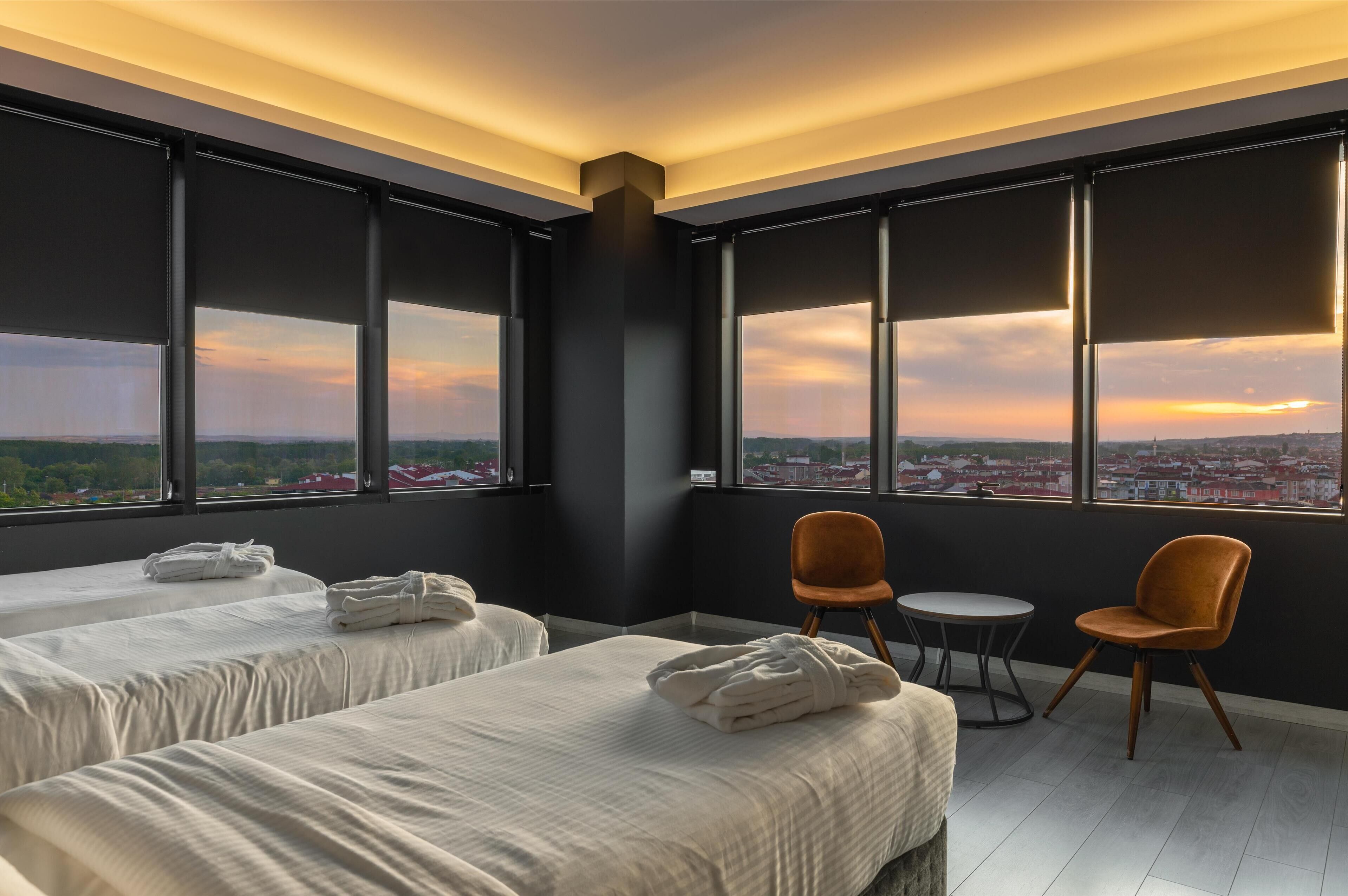 executive suite | 2 bedrooms, premium bedding, minibar, in-room safe