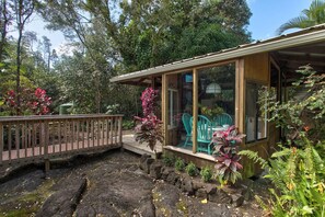 House, 1 Bedroom | Balcony - Peace Of Paradise 1 Bedroom Cabin by RedAwning (Keaau)