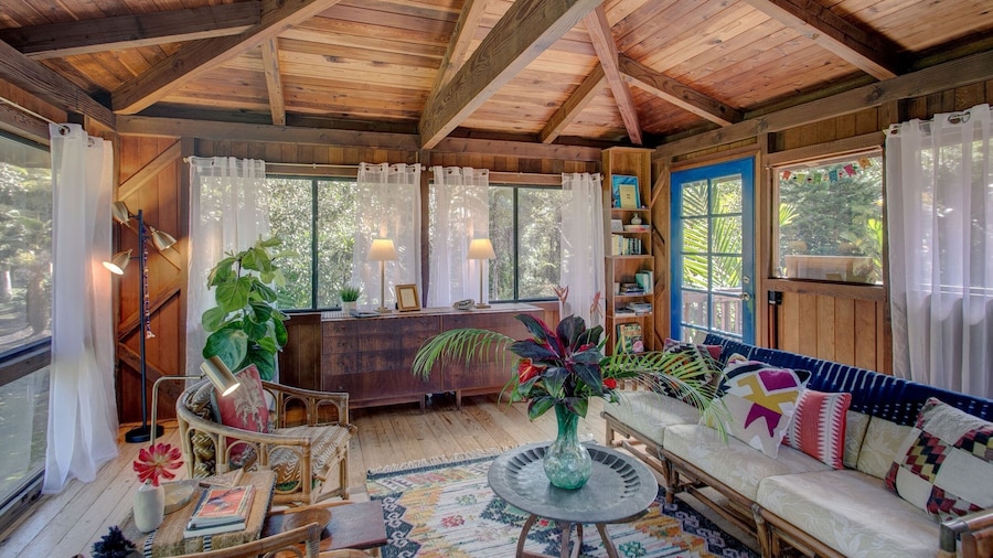 Peace Of Paradise 1 Bedroom Cabin by RedAwning