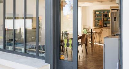 Maison RĂ© - chic and relaxed house with pool and garden