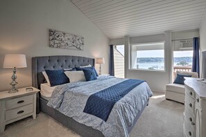 4 slaapkamers, een strijkplank/strijkijzer, internet, beddengoed