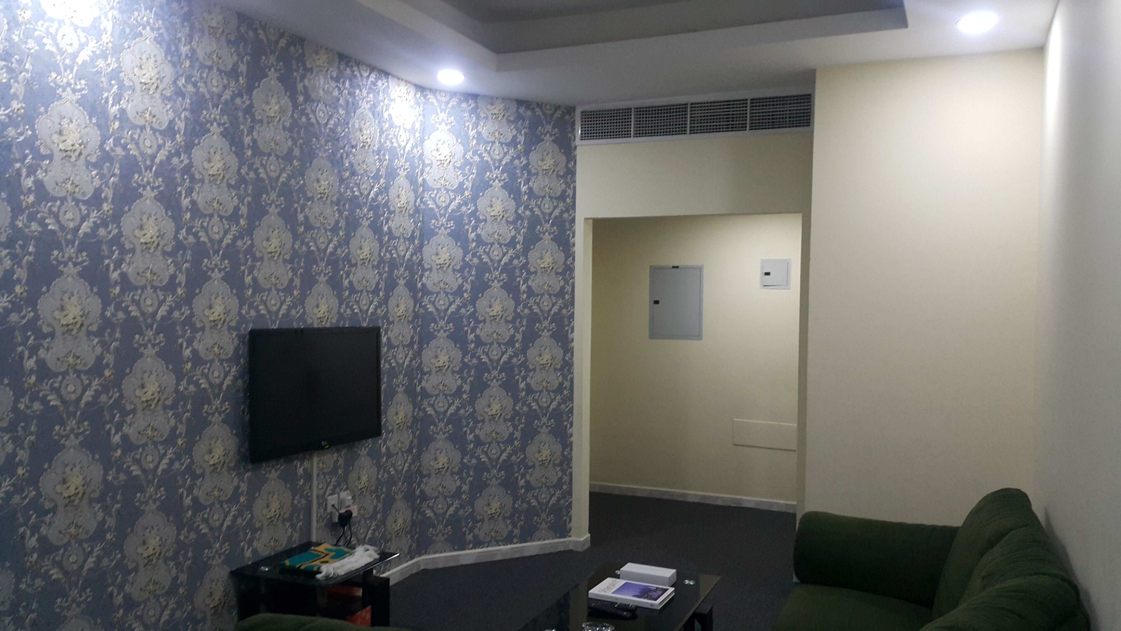 Deluxe Apartment | Individually furnished, blackout curtains, iron/ironing board, free WiFi