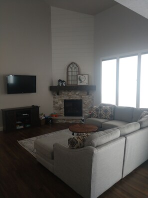 TV, fireplace, video games, DVD player