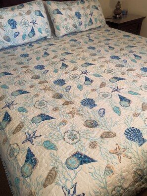 2 sovrum, skrivbord, strykjärn/strykbräda och gratis wi-fi