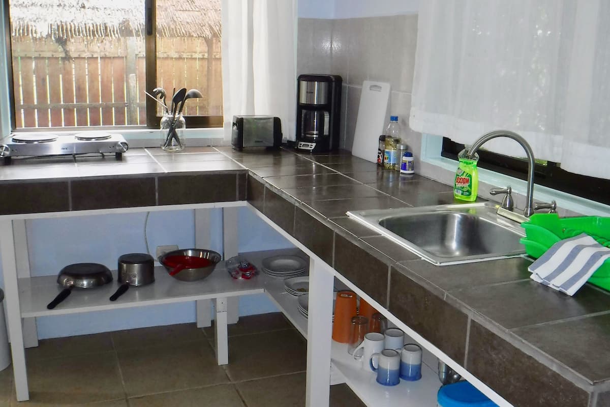 Studio Suite | Private kitchen