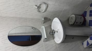 Shower, rainfall showerhead, towels